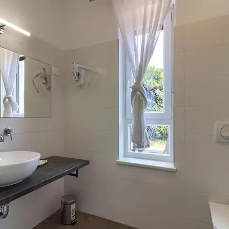 Flavia With Private Pool, Close To The Beach Villa Medulin