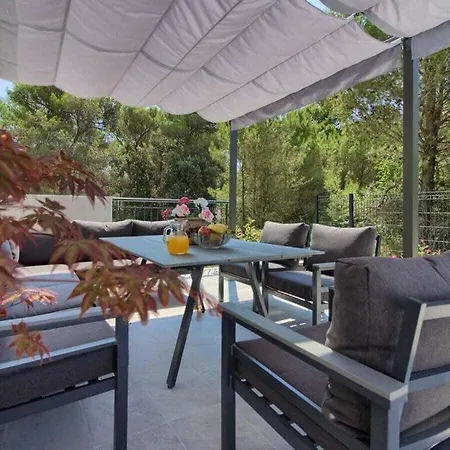 Villa Flavia With Private Pool, Close To The Beach