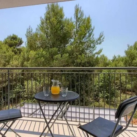 Flavia With Private Pool, Close To The Beach * Medulin
